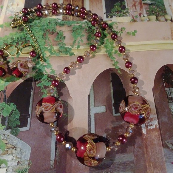 Handcrafted necklace/earring set with a trio of Murano focals - Picture 3 of 9